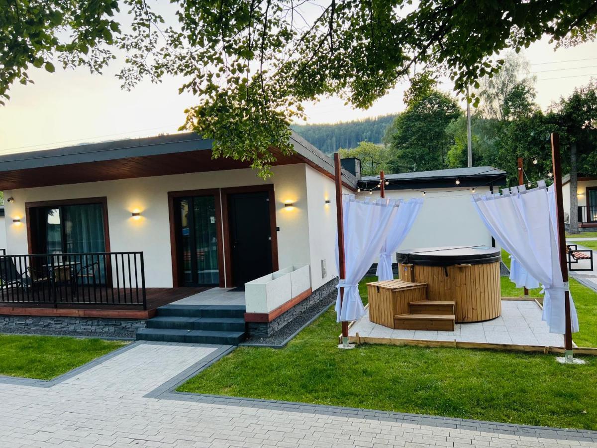 Wrzos Resort & Wellness **** Domki Caloroczne Wegierska Gorka Exteriör bild