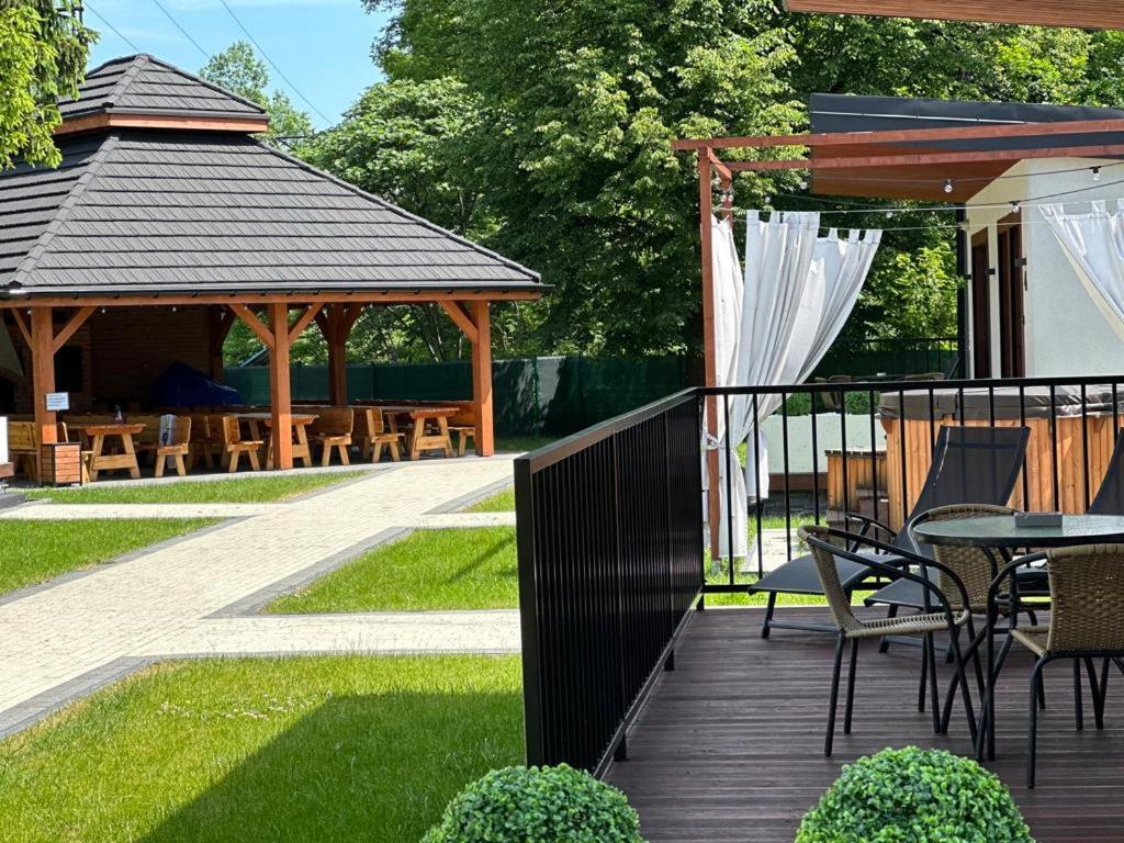 Wrzos Resort & Wellness **** Domki Caloroczne Wegierska Gorka Exteriör bild