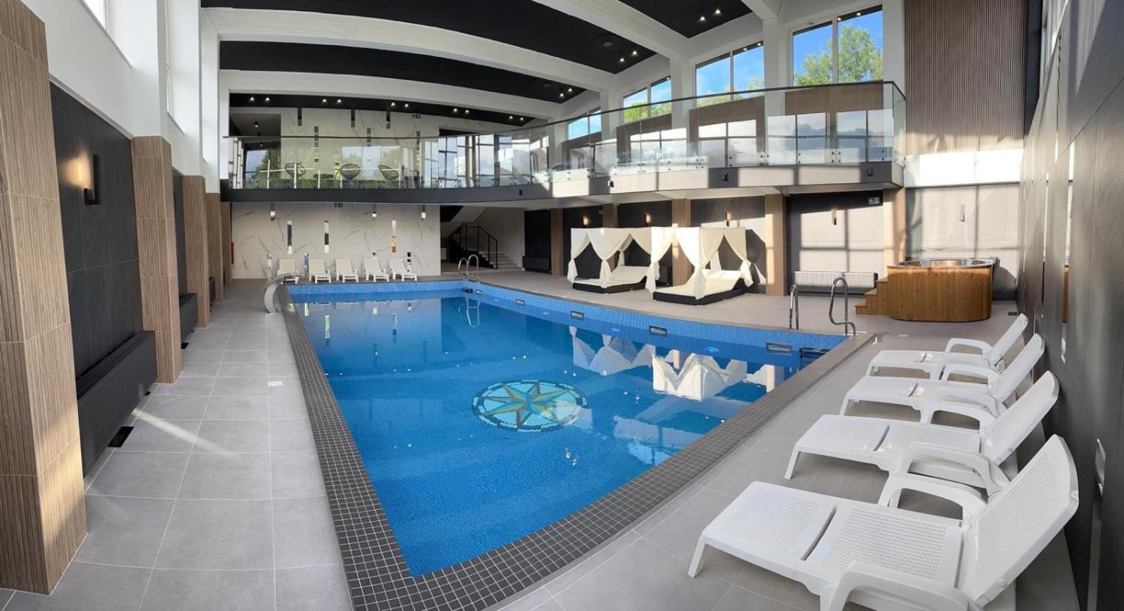 Wrzos Resort & Wellness **** Domki Caloroczne Wegierska Gorka Exteriör bild